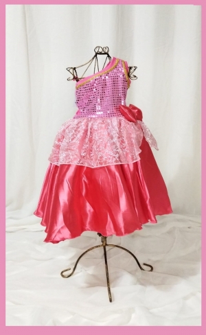 xx_vestido-fantasia-luxo-princesas-rosa-da62494abd6c55b8a91d17eb78515bd1.jpg