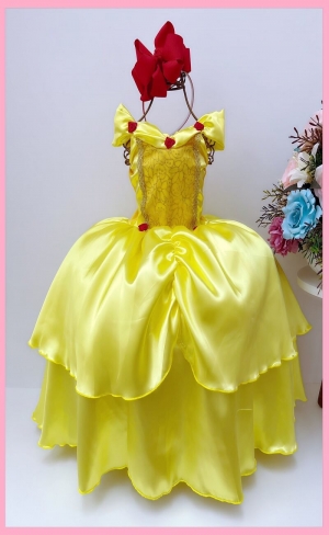 xx_vestido-fantasia-luxinho-princesas-amarelo-novo-cbd65c77817d2a5ff45270fce280394e.jpg