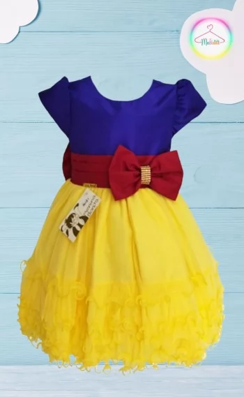 Vestido Infantil Luxo tema Branca de Neve